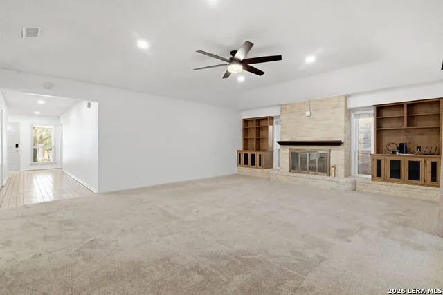 5838 Winterhaven Dr Windcrest, TX 78239
