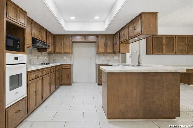 5838 Winterhaven Dr Windcrest, TX 78239