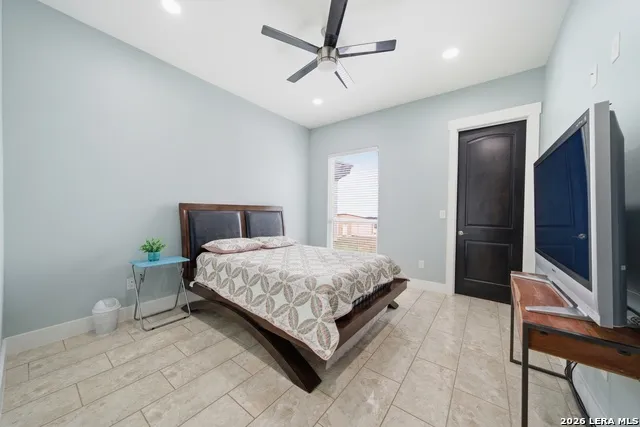 205 County Road 2727 Mico, TX 78056
