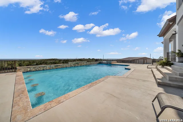 205 County Road 2727 Mico, TX 78056