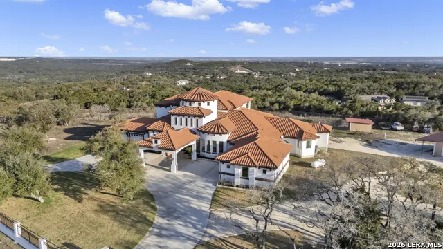 205 County Road 2727 Mico, TX 78056
