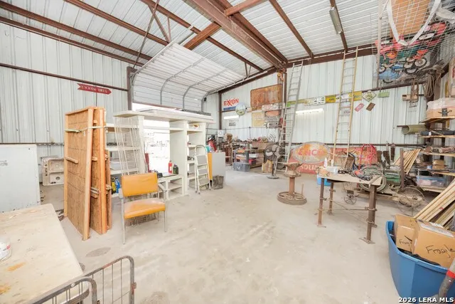 15980 County Road 582 LaCoste, TX 78039