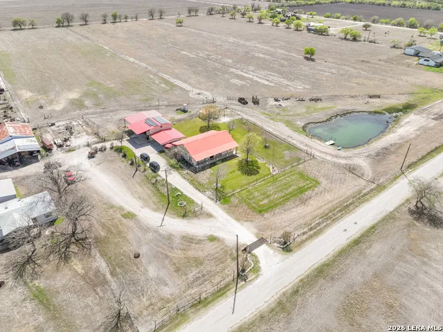15980 County Road 582 LaCoste, TX 78039