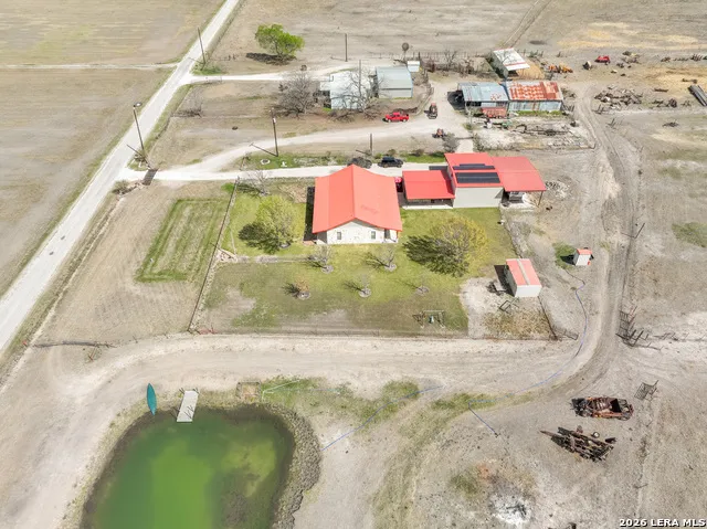 15980 County Road 582 LaCoste, TX 78039