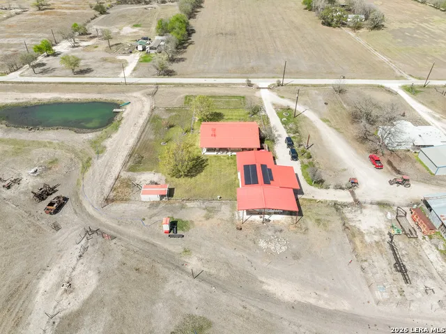 15980 County Road 582 LaCoste, TX 78039