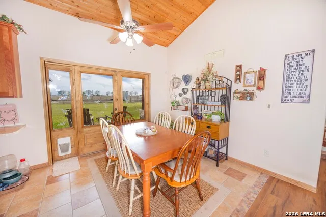 15980 County Road 582 LaCoste, TX 78039