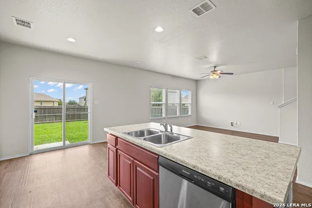 12924 Cicely St Hedwig, TX 78152
