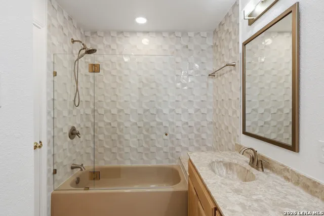 12008 Vista Nogal St San Antonio, TX 78213