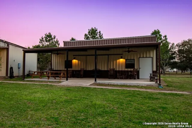 27000 HIGHWAY 146 N Cleveland, TX 77327
