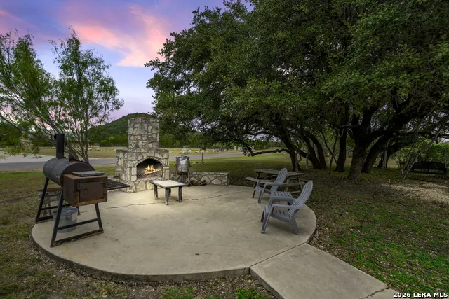 19 Wisteria Way Concan, TX 78838