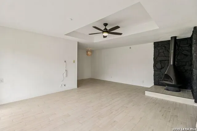 302 WEATHERCOCK LN Windcrest, TX 78239