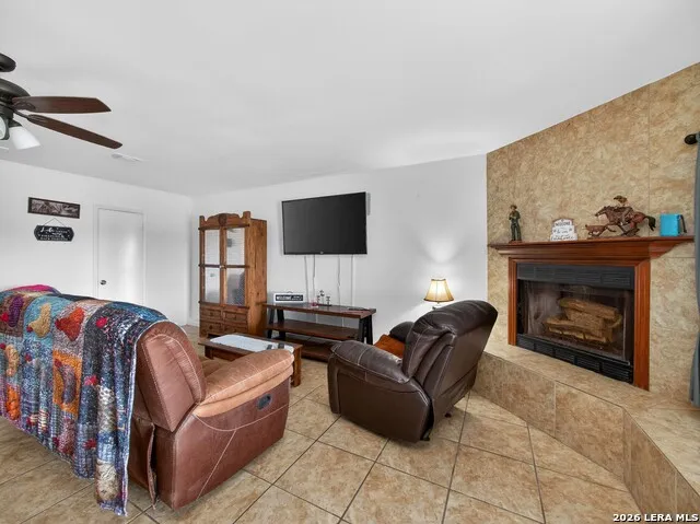 213 Bluebonnet Ridge La Vernia, TX 78121