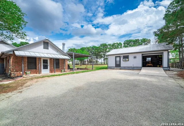 213 Bluebonnet Ridge La Vernia, TX 78121