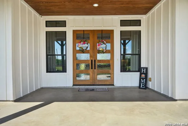 2493 County Road 4713 LaCoste, TX 78039
