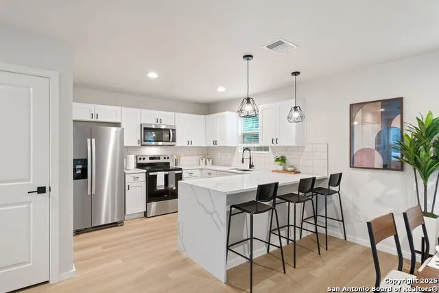1104 S Gevers St San Antonio, TX 78203