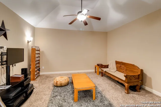364 Stone Trail Castroville, TX 78009