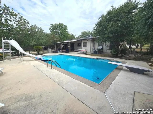 8360 James Somerset, TX 78069