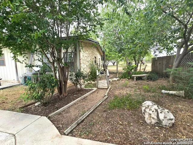 8360 James Somerset, TX 78069