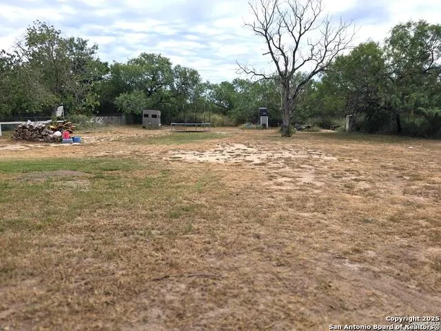 8360 James Somerset, TX 78069