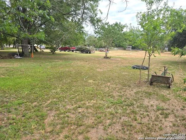 8360 James Somerset, TX 78069