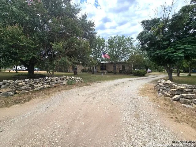 8360 James Somerset, TX 78069