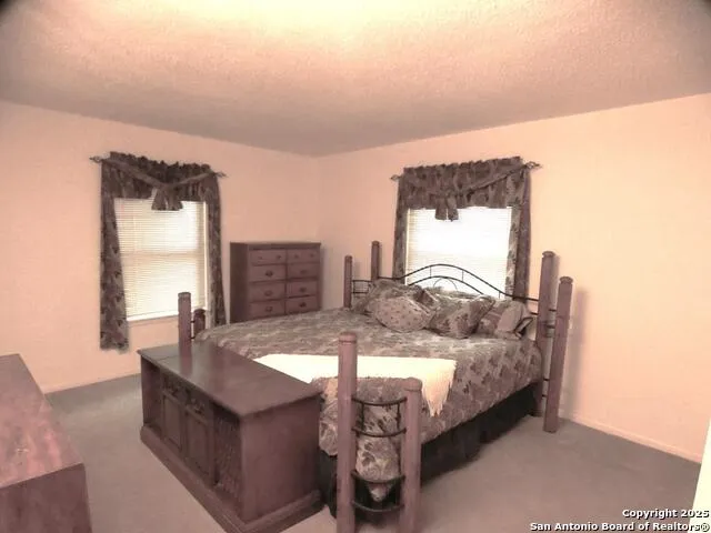 40 Encino Loma Beeville, TX 78102