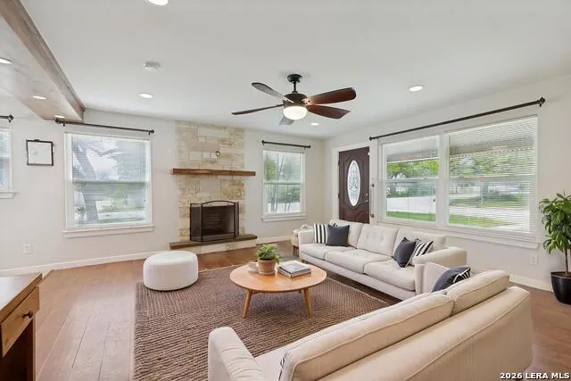 3221 JOHN CAMPBELLS TRL Austin, TX 78735