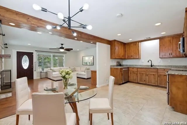 3221 JOHN CAMPBELLS TRL Austin, TX 78735