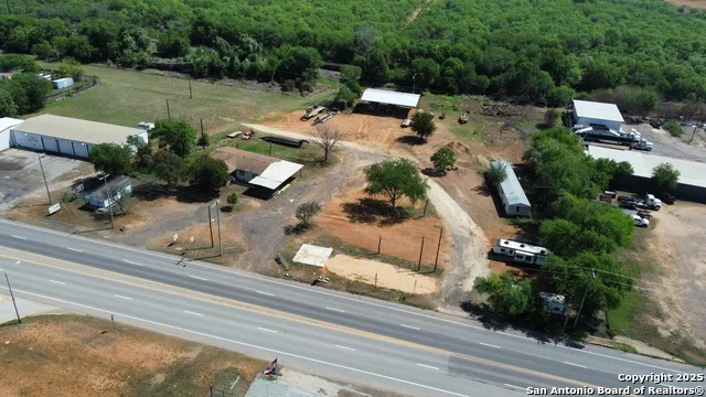 606 MAIN ST Cotulla, TX 78014