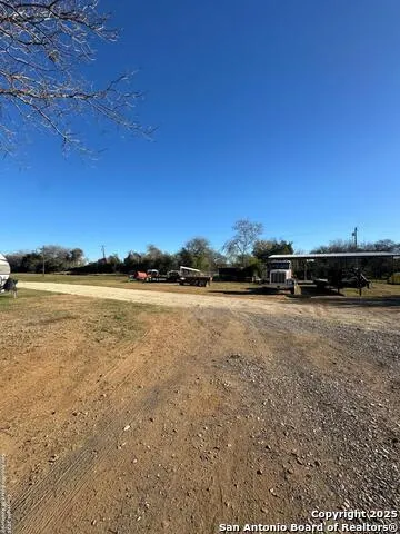606 MAIN ST Cotulla, TX 78014