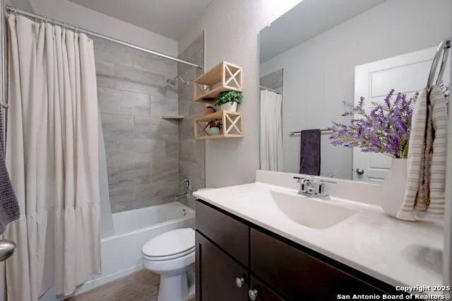 1932 Colonial New Braunfels, TX 78130