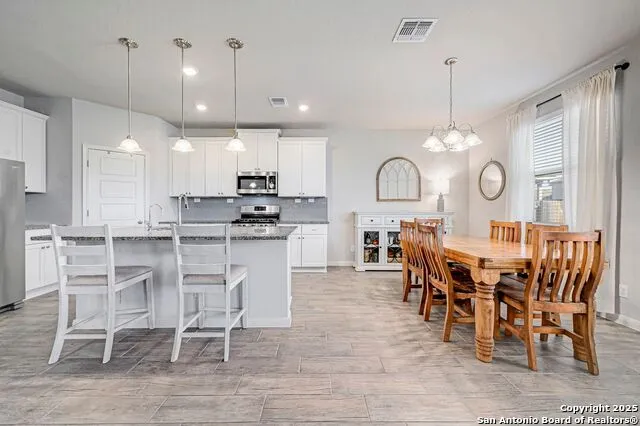 1932 Colonial New Braunfels, TX 78130