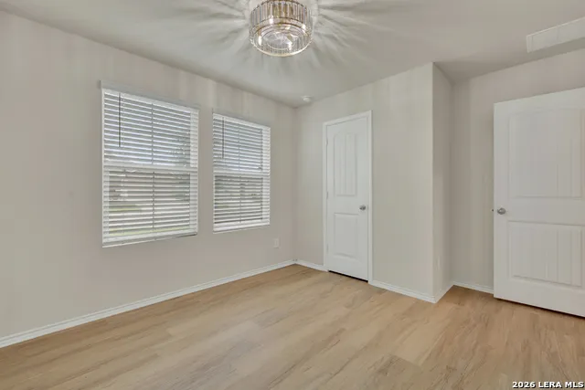 800 Bahia Seguin, TX 78155