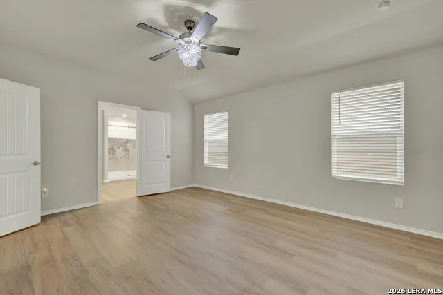 800 Bahia Seguin, TX 78155