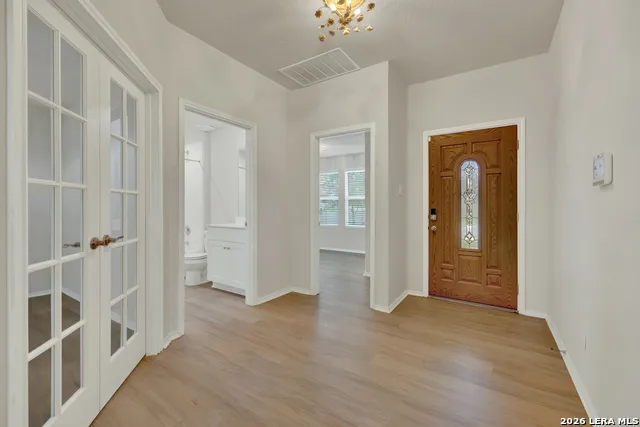 800 Bahia Seguin, TX 78155