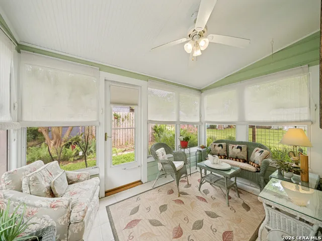 217 W Morse St. Fredericksburg, TX 78624