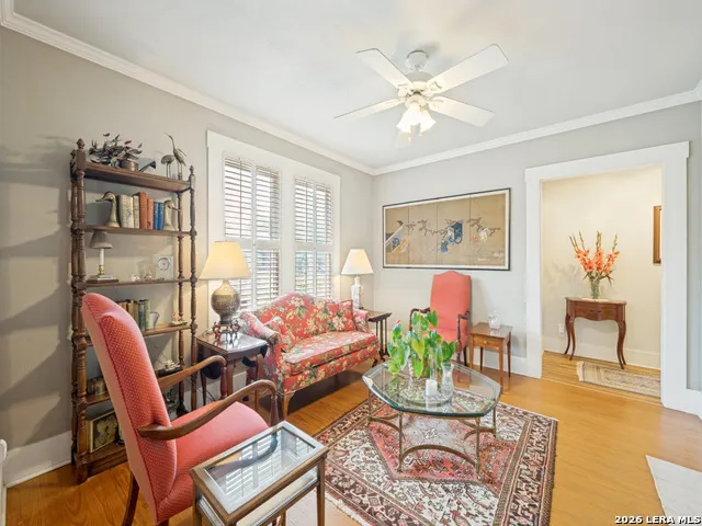 217 W Morse St. Fredericksburg, TX 78624