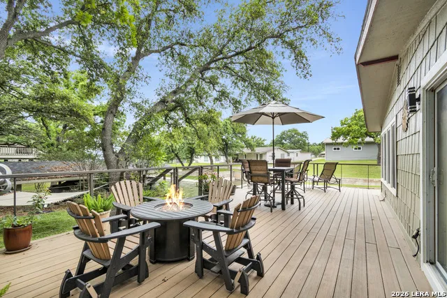 1122 HILL CIRCLE EAST DR Granite Shoals, TX 78654