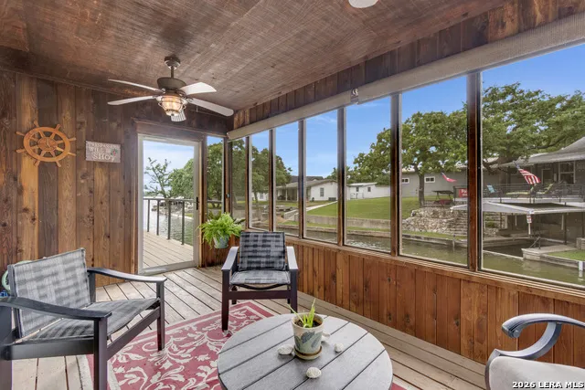 1122 HILL CIRCLE EAST DR Granite Shoals, TX 78654
