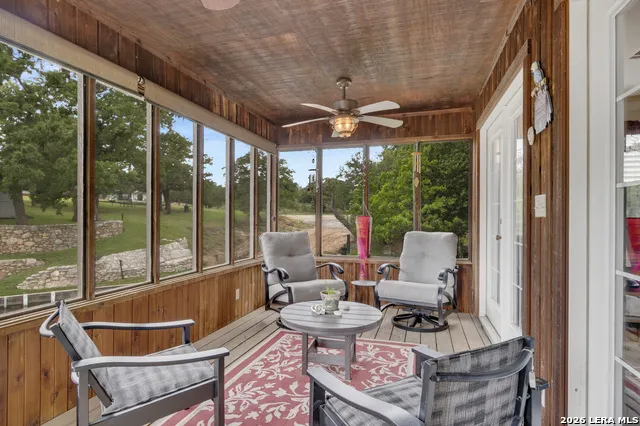 1122 HILL CIRCLE EAST DR Granite Shoals, TX 78654