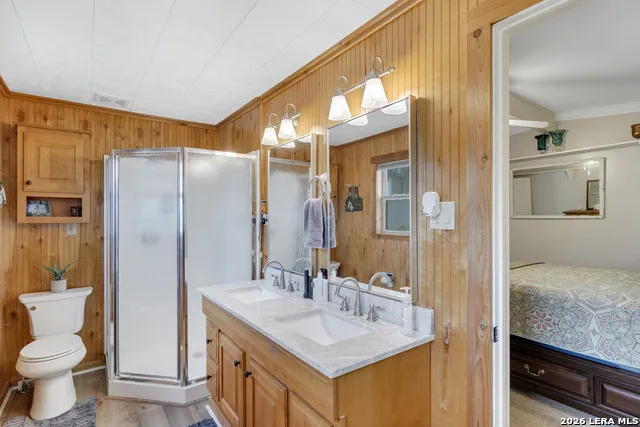 1122 HILL CIRCLE EAST DR Granite Shoals, TX 78654