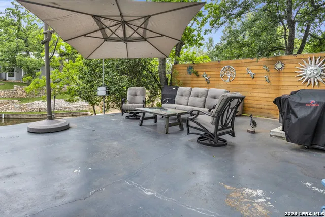 1122 HILL CIRCLE EAST DR Granite Shoals, TX 78654