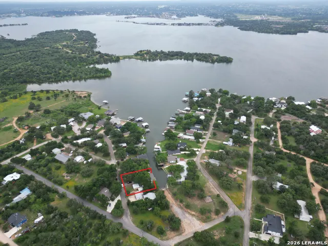1122 HILL CIRCLE EAST DR Granite Shoals, TX 78654
