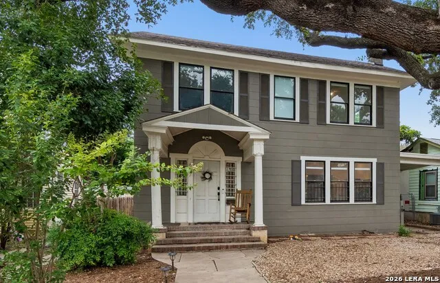 607 W KINGS HWY San Antonio, TX 78212