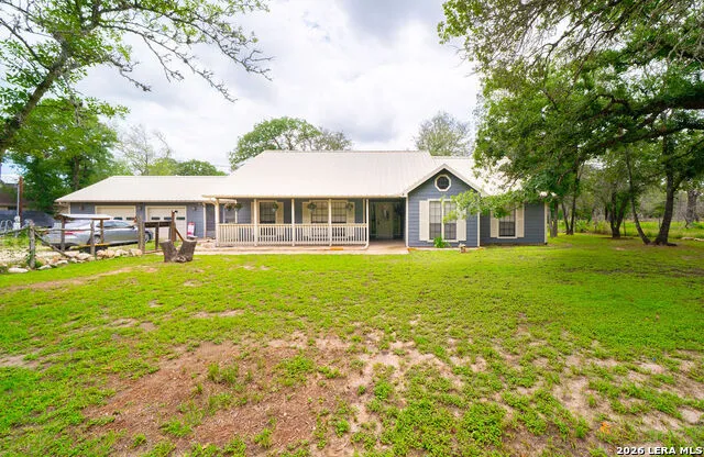 759 FALLING LEAVES DR Adkins, TX 78101