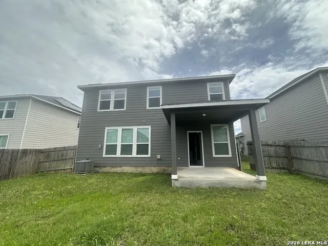440 Sunrise Park Seguin, TX 78155