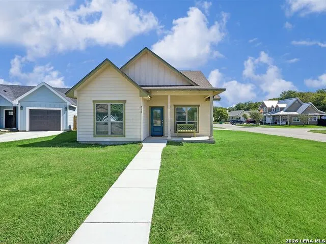 315 Sage Circle Blanco, TX 78606