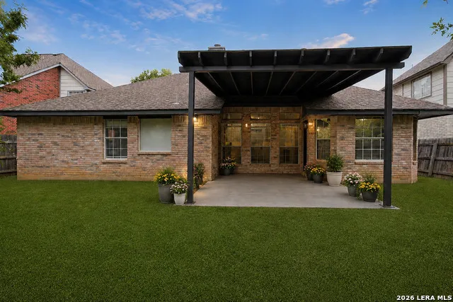 9422 Gray Sage Helotes, TX 78023