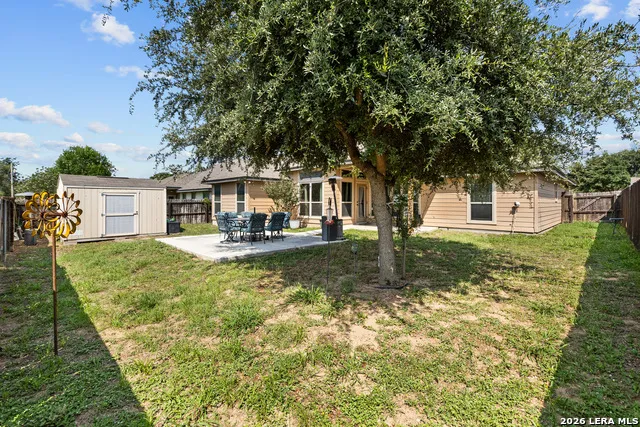 1812 Wandering Trail Pleasanton, TX 78064