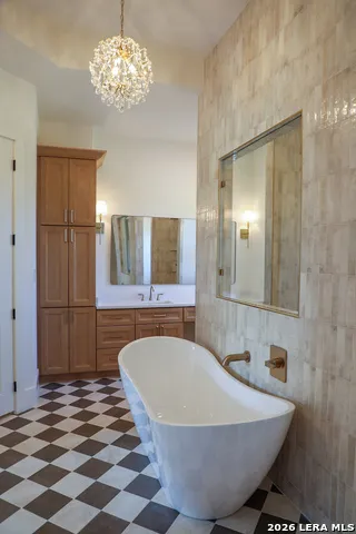 977 PINTO CYN Bandera, TX 78003